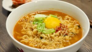 korean-cuisine-korean-noodles-kfood-wang-ramen-k-drama-kpop-stars-BTN